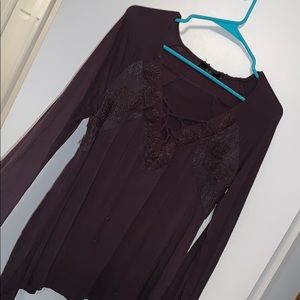 Buckle top